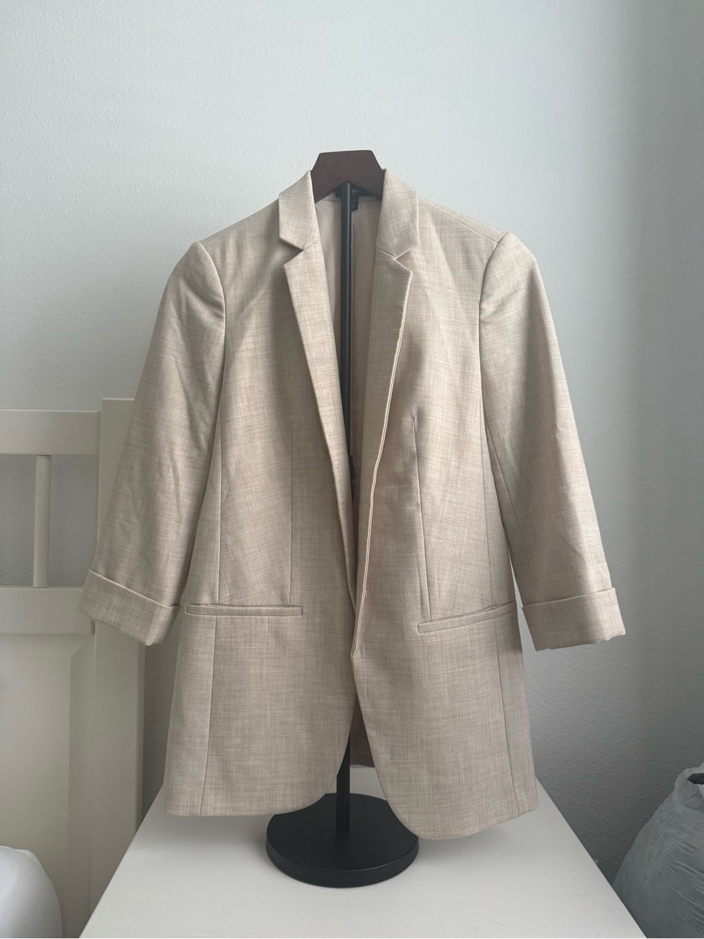 Express Neutral Open-Front Blazer in Light Beige